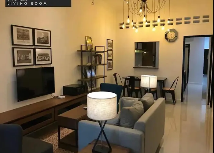 Ipoh 8Perkins Canning Garden 7-8Pax Elegant Homestay With 4Bedrooms, 3Bathroom, 1Living, 1Dining, 1Kitchen-Bar With 3Parkings
