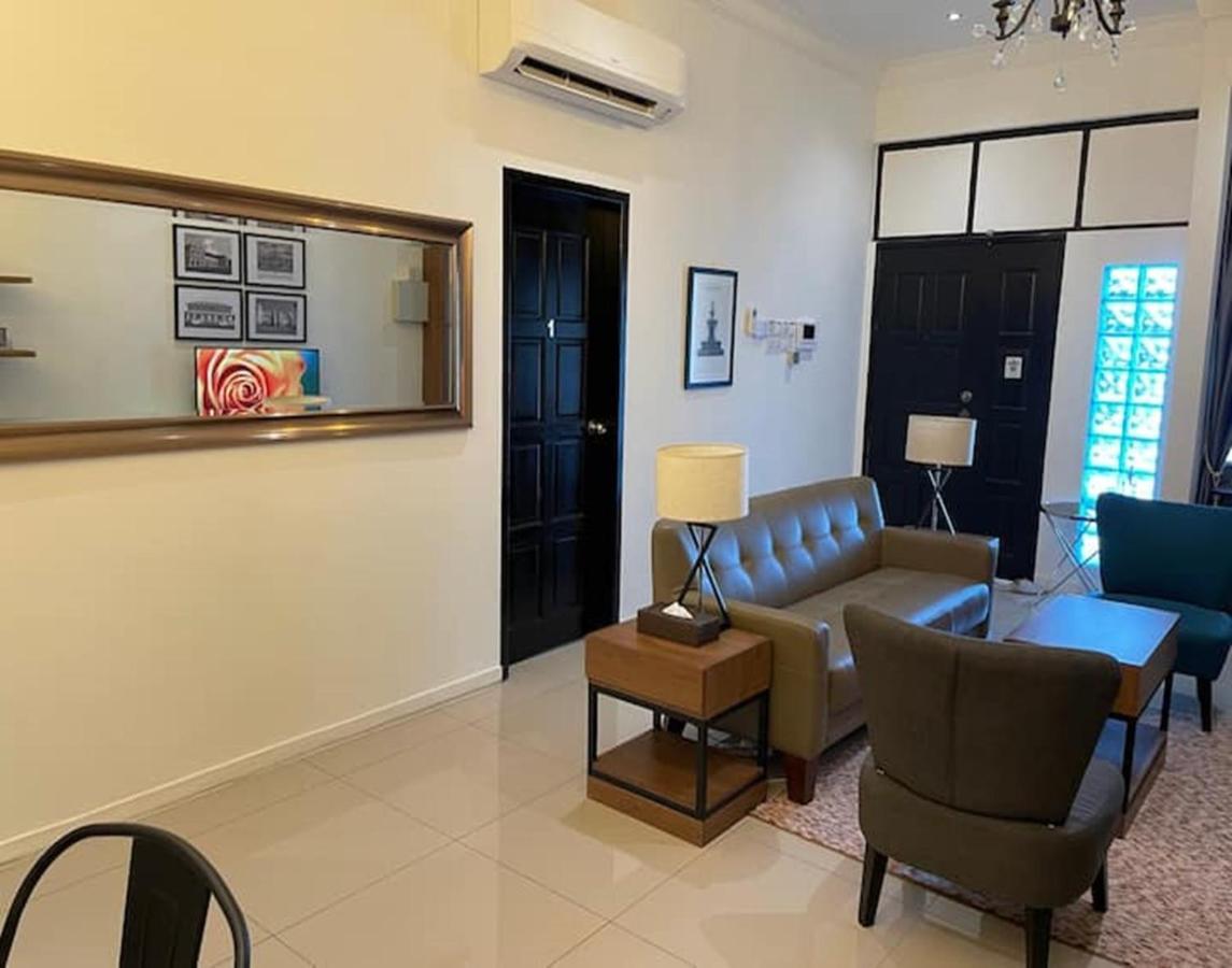 8perkins Canning Garden 7-8pax Elegant With 4bedrooms, 3bathroom, 1living, 1dining, 1kitchen-bar With 3parkings Homestay Ipoh
