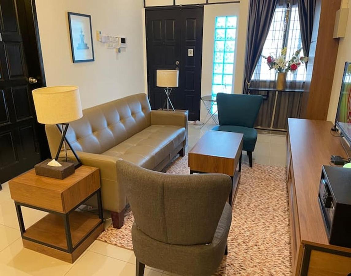 8perkins Canning Garden 7-8pax Elegant With 4bedrooms, 3bathroom, 1living, 1dining, 1kitchen-bar With 3parkings Ipoh