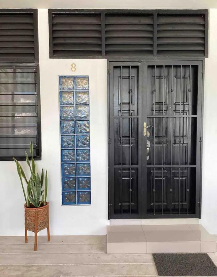 8perkins Canning Garden 7-8pax Elegant With 4bedrooms, 3bathroom, 1living, 1dining, 1kitchen-bar With 3parkings Ipoh