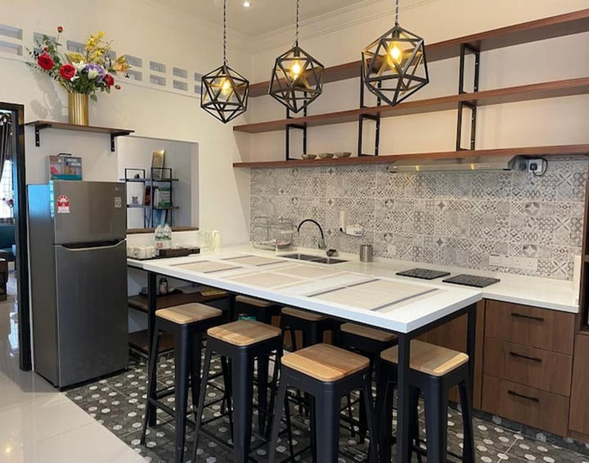 8perkins Canning Garden 7-8pax Elegant With 4bedrooms, 3bathroom, 1living, 1dining, 1kitchen-bar With 3parkings